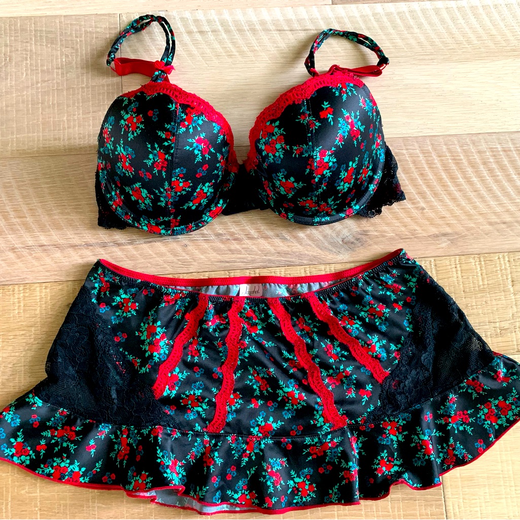 Lingerie Lingerie